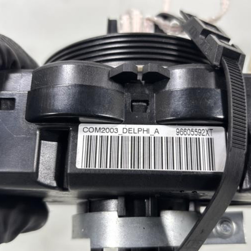 Com (Bloc Contacteur Tournant+Commodo Essuie Glace+Commodo Phare) PEUGEOT 307 Photo n°7