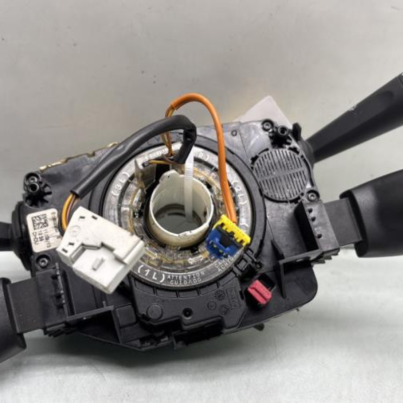 Com (Bloc Contacteur Tournant+Commodo Essuie Glace+Commodo Phare) PEUGEOT 208 1 Photo n°3