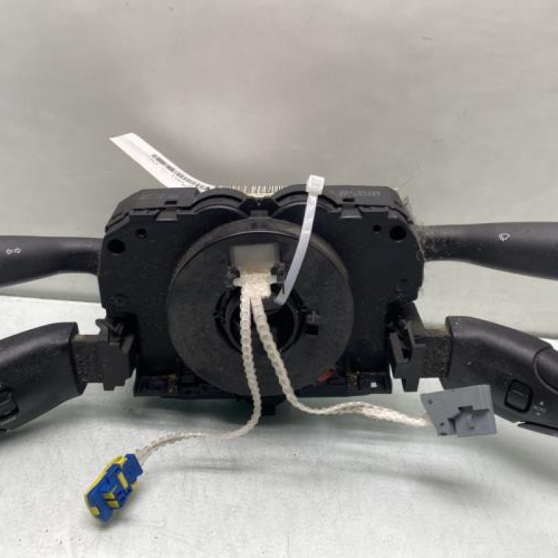 Com (Bloc Contacteur Tournant+Commodo Essuie Glace+Commodo Phare) PEUGEOT 308 1 Photo n°1