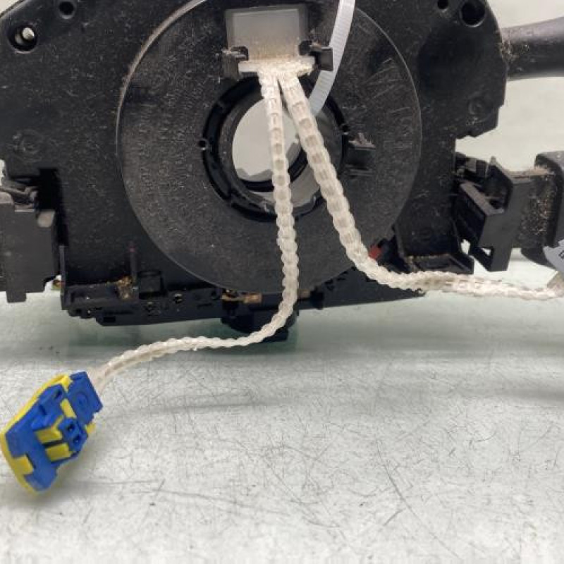 Com (Bloc Contacteur Tournant+Commodo Essuie Glace+Commodo Phare) PEUGEOT 308 1 Photo n°3