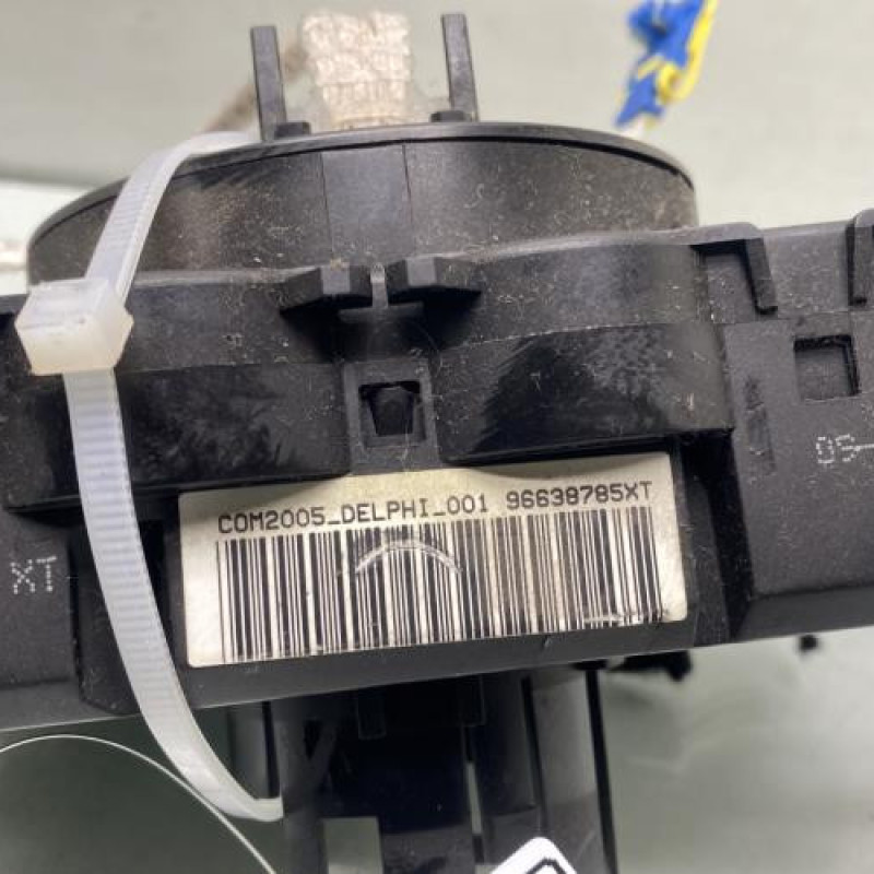 Com (Bloc Contacteur Tournant+Commodo Essuie Glace+Commodo Phare) PEUGEOT 308 1 Photo n°5