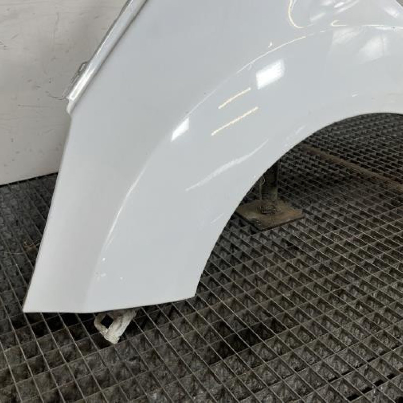 Aile avant gauche FORD FIESTA 6 Photo n°2