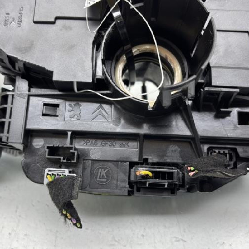 Com (Bloc Contacteur Tournant+Commodo Essuie Glace+Commodo Phare) PEUGEOT 5008 1 Photo n°7