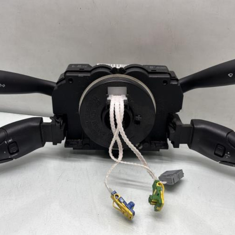 Com (Bloc Contacteur Tournant+Commodo Essuie Glace+Commodo Phare) PEUGEOT 607 Photo n°1