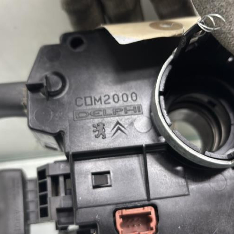 Com (Bloc Contacteur Tournant+Commodo Essuie Glace+Commodo Phare) PEUGEOT 607 Photo n°7