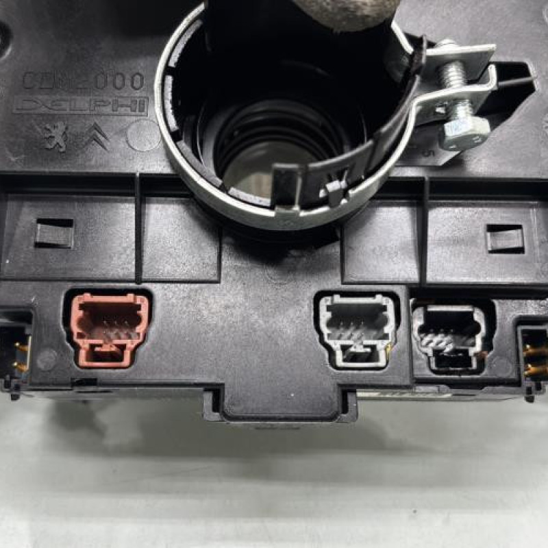 Com (Bloc Contacteur Tournant+Commodo Essuie Glace+Commodo Phare) PEUGEOT 607 Photo n°8