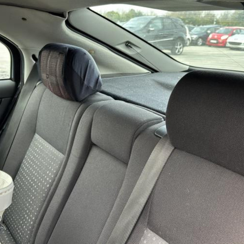 Aile avant droit FORD MONDEO 2 Photo n°18