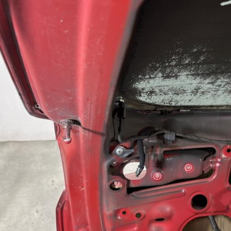 Malle/Hayon arriere HYUNDAI KONA Photo n°9