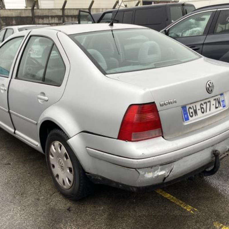 Aile avant gauche VOLKSWAGEN BORA Photo n°10