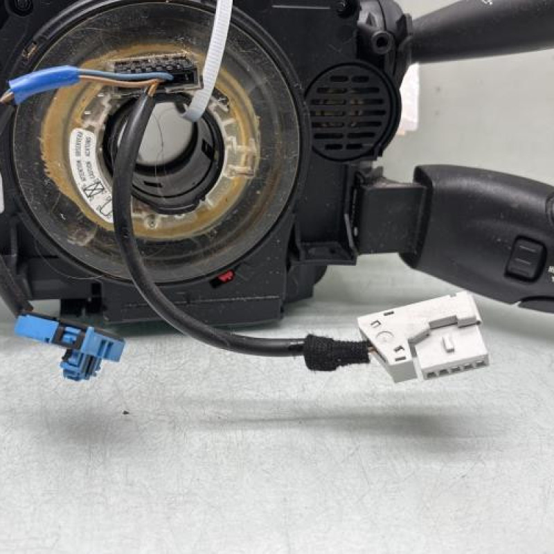 Com (Bloc Contacteur Tournant+Commodo Essuie Glace+Commodo Phare) PEUGEOT 3008 1 Photo n°3