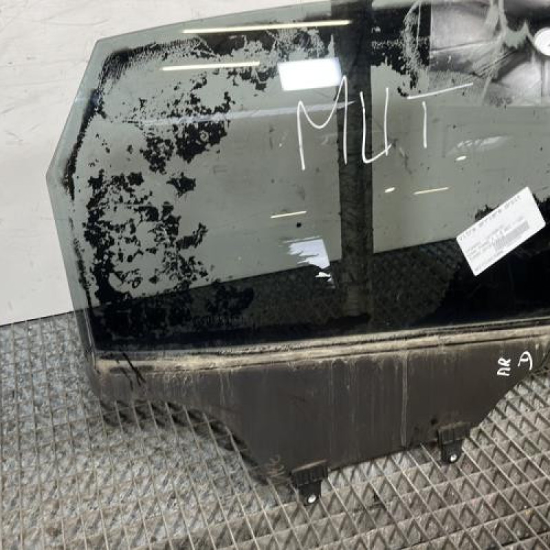 Vitre arriere droit HYUNDAI KONA Photo n°2