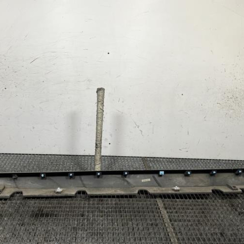 Bas de caisse droit HYUNDAI KONA Photo n°3