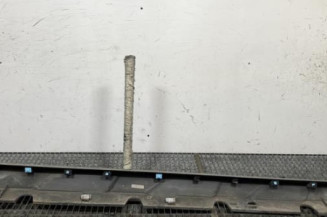 Bas de caisse gauche HYUNDAI KONA