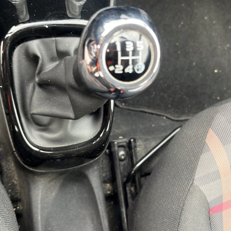 PEUGEOT 108 1.2 VTI - 12V Photo n°7