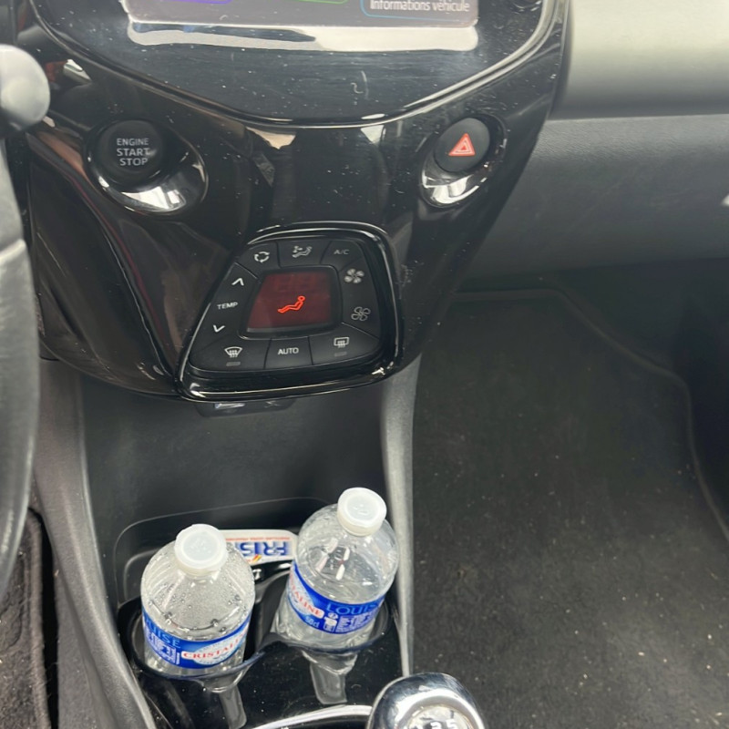 PEUGEOT 108 1.2 VTI - 12V Photo n°8