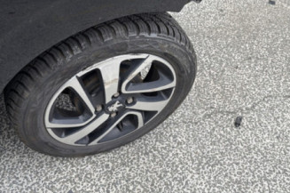 PEUGEOT 108 1.2 VTI - 12V