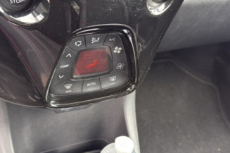 PEUGEOT 108 1.2 VTI - 12V