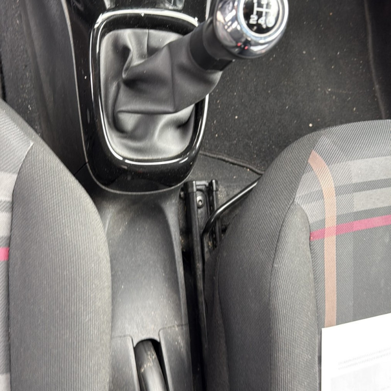 PEUGEOT 108 1.2 VTI - 12V Photo n°30