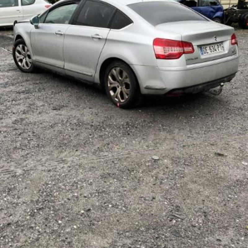 Moteur CITROEN C5 2 Photo n°9