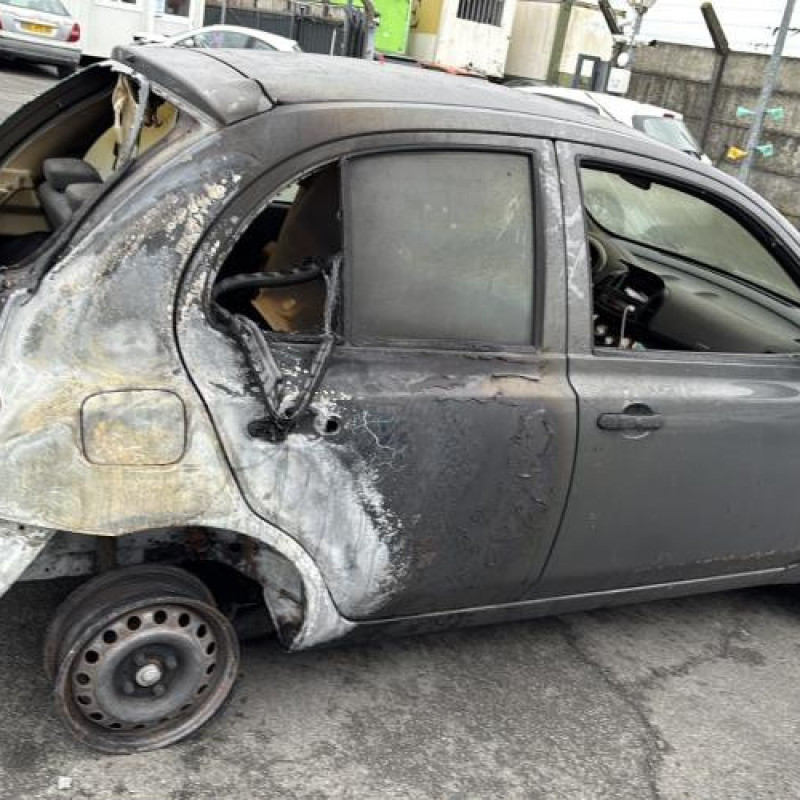 Capot NISSAN MICRA 3 Photo n°15