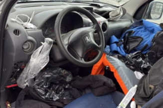 Boitier air bag PEUGEOT PARTNER 1