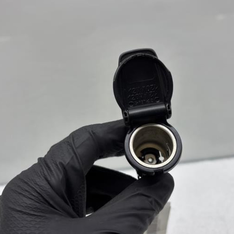 Allume cigare RENAULT CLIO 5 Photo n°1