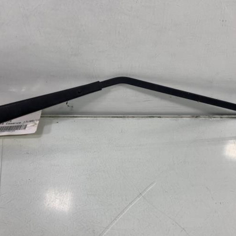 Bras essuie glace arriere PEUGEOT 205 Photo n°1