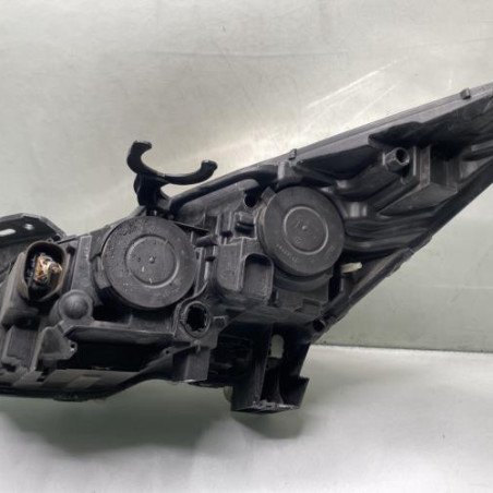 Optique avant principal droit (feux)(phare) PEUGEOT 3008 1
