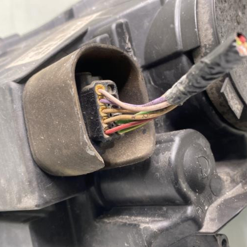 Optique avant principal droit (feux)(phare) PEUGEOT 3008 1 Photo n°3