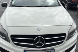 Moteur MERCEDES CLASSE A 176