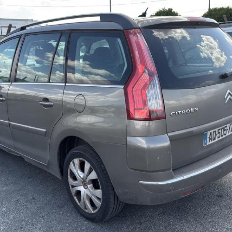 Pare choc arriere CITROEN C4 GRAND PICASSO 1 Photo n°10