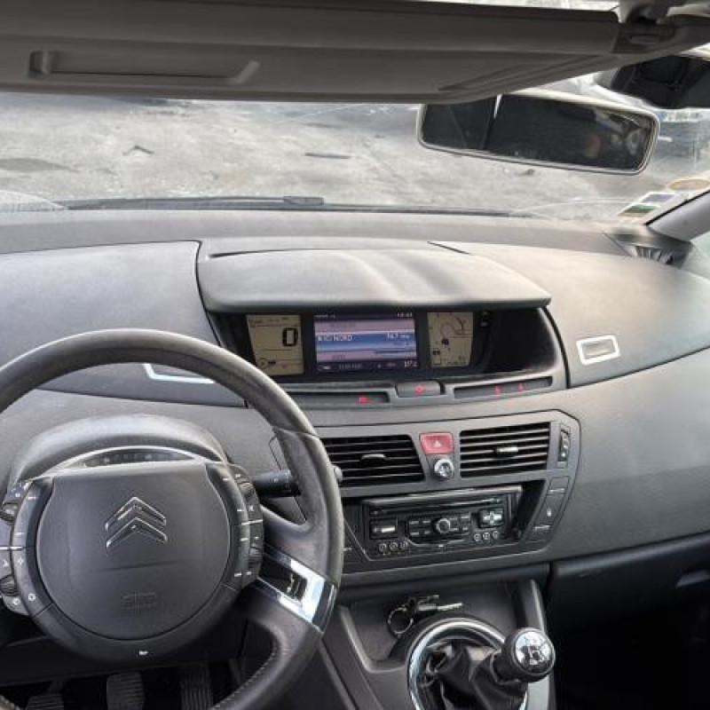 Pare choc arriere CITROEN C4 GRAND PICASSO 1 Photo n°19