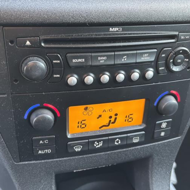 Moteur essuie glace arriere CITROEN C4 1 Photo n°20