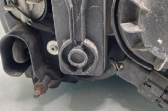 Optique avant principal gauche (feux)(phare) KIA CARENS 2