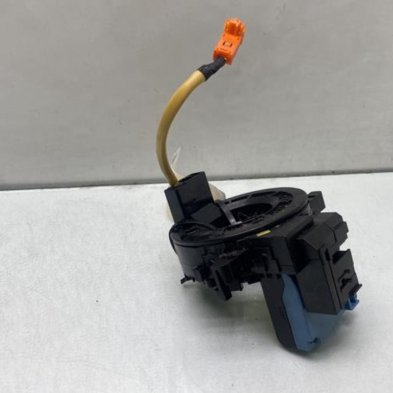 Contacteur tournant TOYOTA AVENSIS 3 Photo n°1