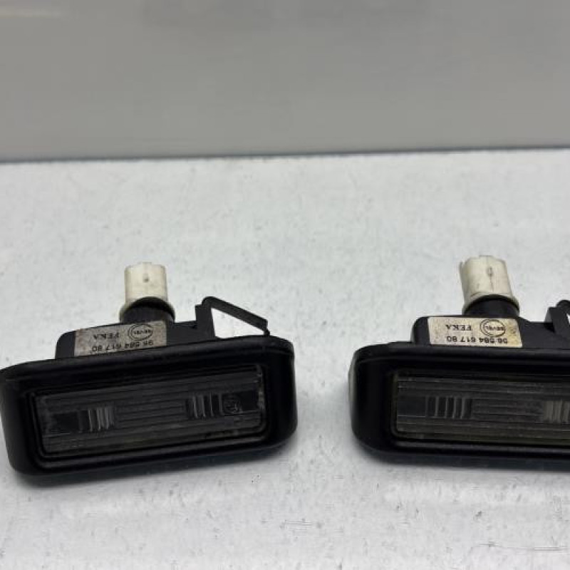 Eclairage de plaque CITROEN JUMPY 2 Photo n°1