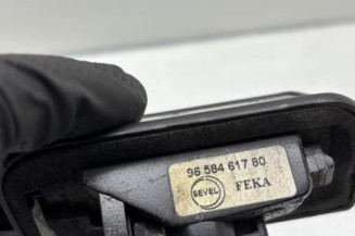 Eclairage de plaque CITROEN JUMPY 2