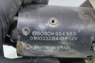 Moteur essuie glace avant PEUGEOT 205