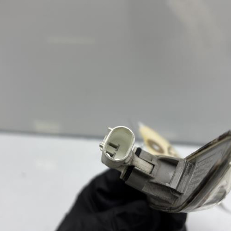 Repetiteur clignotant avant droit  (Feux) BMW SERIE 1 E88 Photo n°3