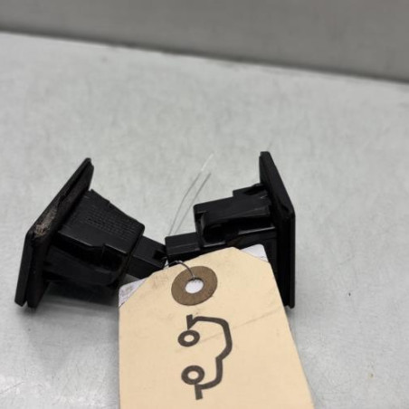 Eclairage de plaque MERCEDES CLASSE A 176