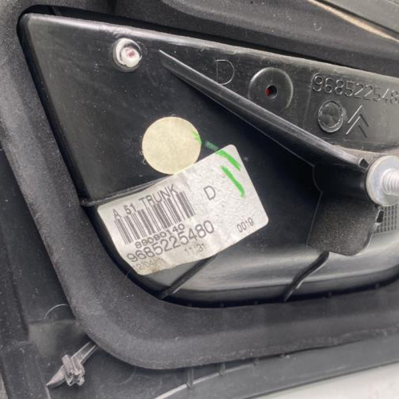 Feu arriere secondaire droit (feux) CITROEN C3 2 Photo n°3