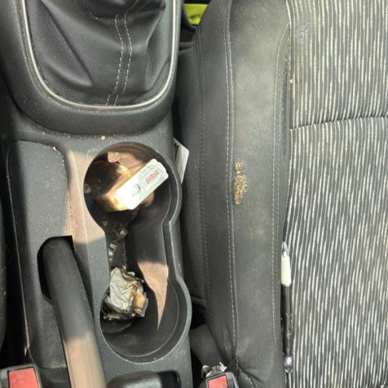 Vitre arriere droit OPEL MOKKA 1 Photo n°20