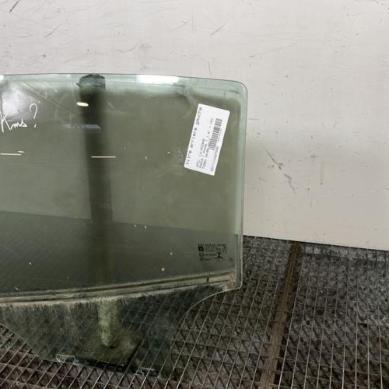 Vitre arriere gauche OPEL MOKKA 1 Photo n°3