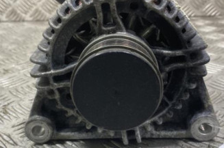 Alternateur PEUGEOT 208 1 Photo n°1