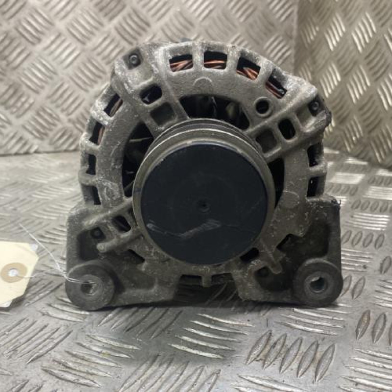 Alternateur RENAULT CLIO 4 Photo n°1