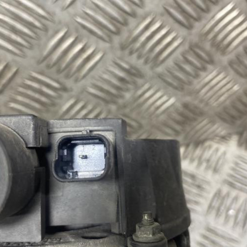 Alternateur PEUGEOT 2008 1 Photo n°4