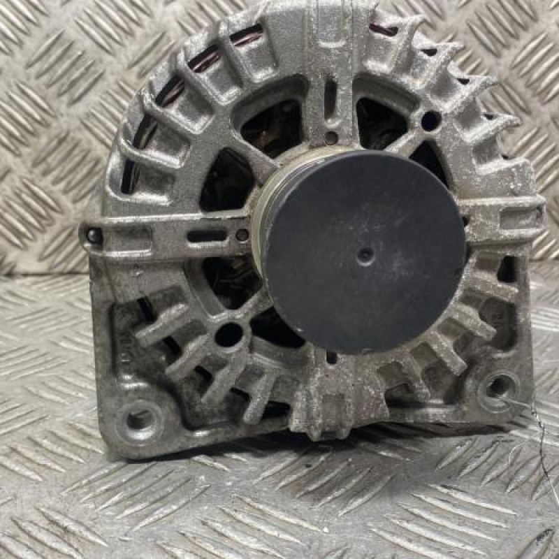 Alternateur RENAULT MASTER 3 Photo n°4