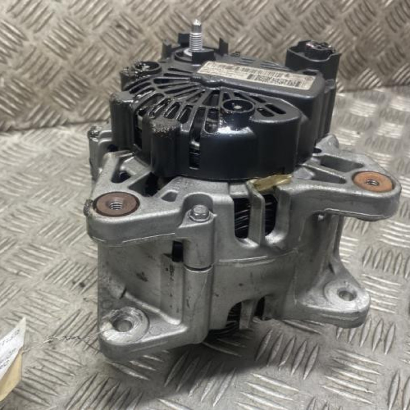 Alternateur DACIA DUSTER 1 Photo n°1