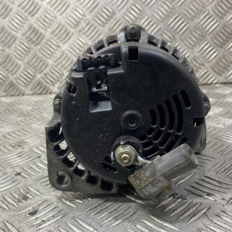 Alternateur RENAULT CLIO 1 Photo n°3