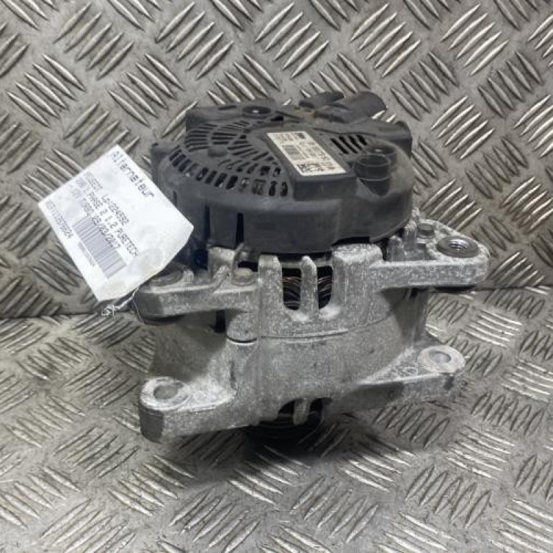 Alternateur PEUGEOT 208 1 Photo n°1